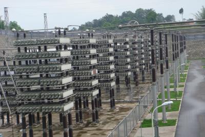 向家壩-上?！?00kV特高壓直流輸電工程復(fù)龍換流站：交流濾波電容器